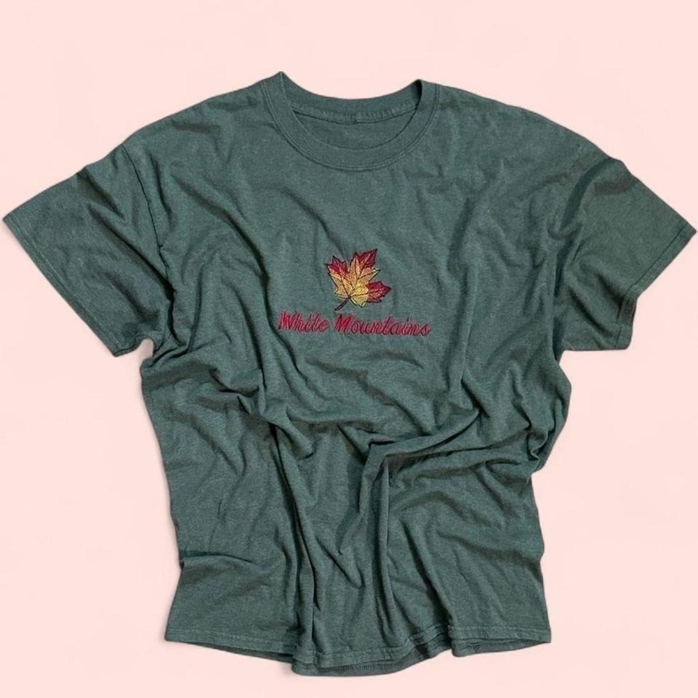 VTG Style White Mountains Embroidered Maple Leaf T-Shirt Mens XL Green Heather